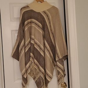 Akira Poncho sweater